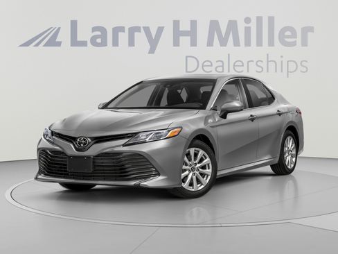 Used 2019 Toyota Camry SE w/ Audio Package FWD image 1
