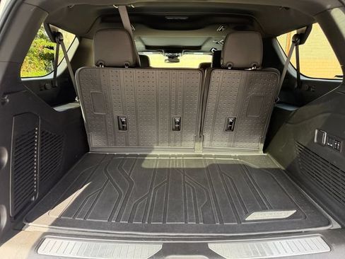 Certified 2026 Chevrolet Suburban Premier w/ Sun And Tow Package AWD/4WD image 23