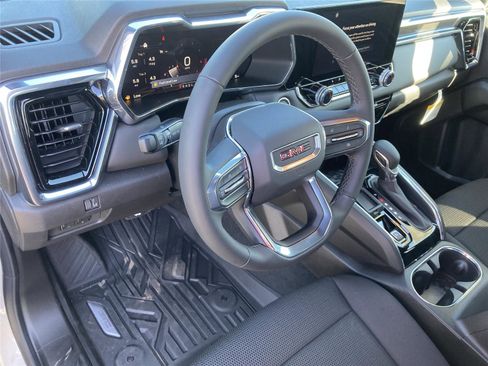 New 2026 GMC Canyon Elevation w/ Convenience Package image 27