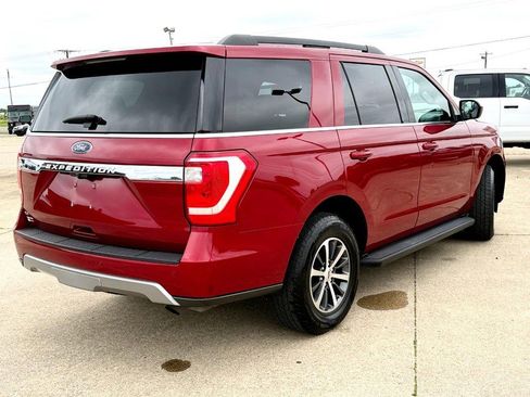 Used 2019 Ford Expedition XLT AWD/4WD image 4