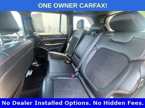 Used 2022 Jeep Grand Cherokee Trailhawk AWD/4WD image 10