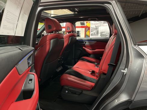 Used 2024 Acura MDX A-Spec image 12