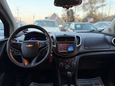 Used 2016 Chevrolet Trax LS image 13