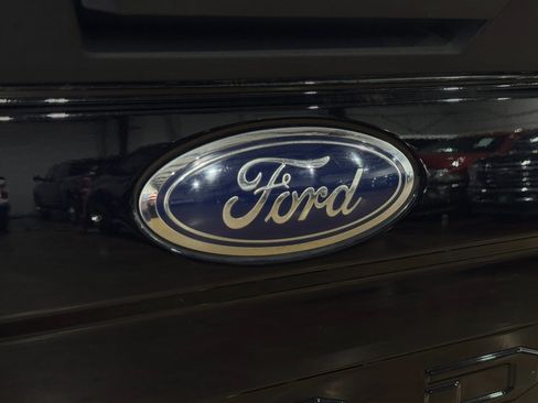 Used 2020 Ford F250 XLT image 46