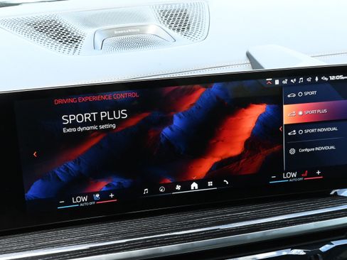 Certified 2025 BMW X6 M60i AWD/4WD image 33