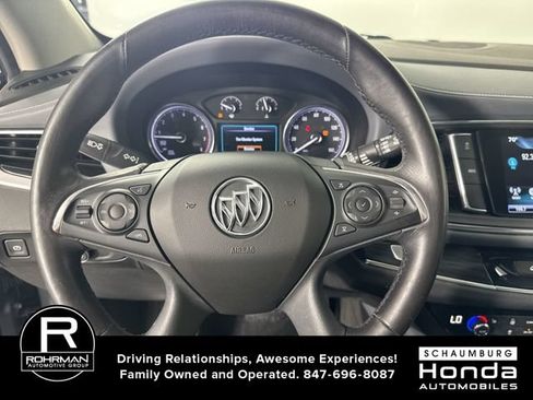 Used 2018 Buick Enclave Essence AWD/4WD image 12