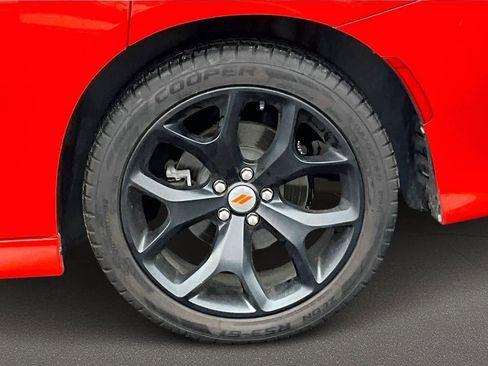 Used 2019 Dodge Charger R/T image 36