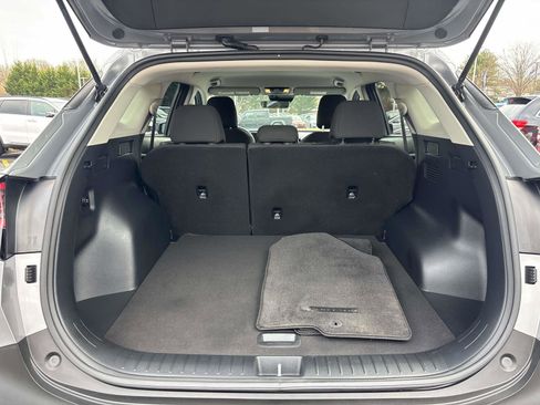 Used 2025 Kia Sportage LX image 13