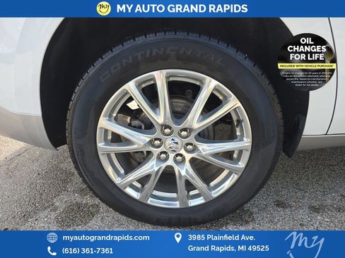 Used 2023 Buick Enclave Essence w/ Experience Buick Package AWD/4WD image 32