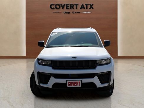 New 2026 Jeep Grand Cherokee L Limited w/ Limited Altitude Package AWD/4WD image 8