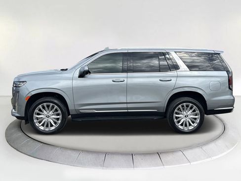 Certified 2024 Cadillac Escalade Premium Luxury image 2