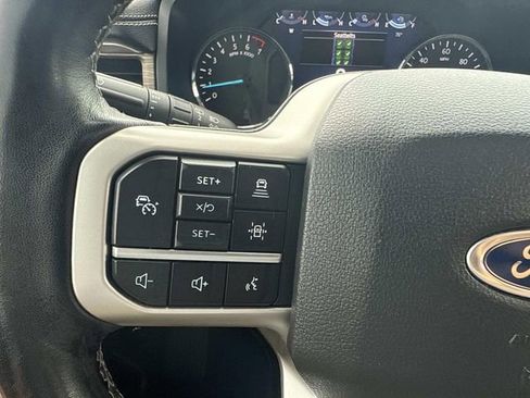 Used 2024 Ford Expedition Limited AWD/4WD image 32