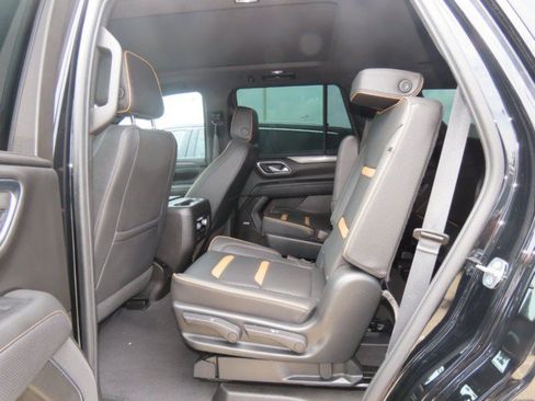Used 2023 GMC Yukon AT4 w/ LPO, Floor Liner Package AWD/4WD image 15
