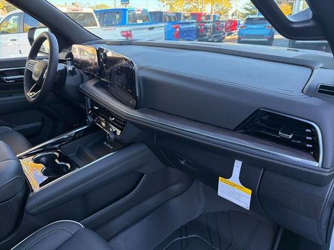 New 2026 Chevrolet Suburban Premier w/ Sun And Tow Package image 23