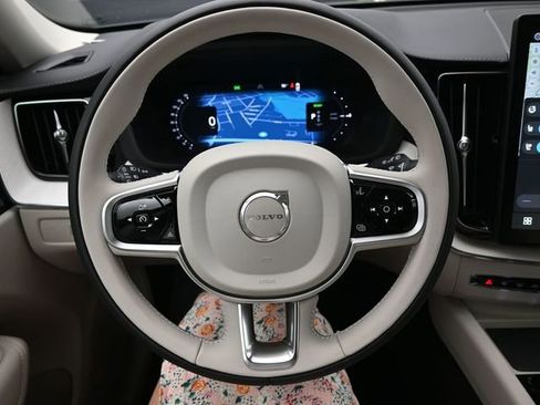 New 2026 Volvo XC60 T8 Ultra w/ Protection Package Premier AWD/4WD image 25