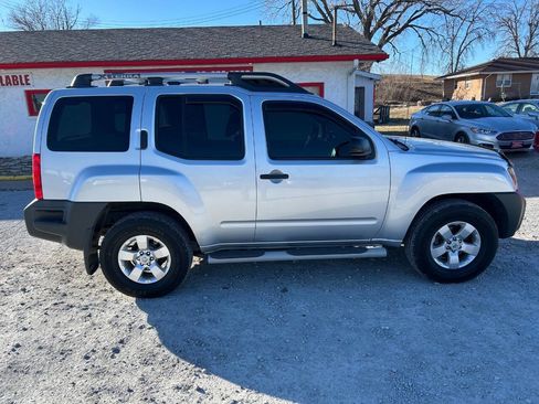 Used 2010 Nissan Xterra S image 2