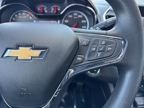 Used 2017 Chevrolet Cruze LT w/ Sun And Sound Package image 24