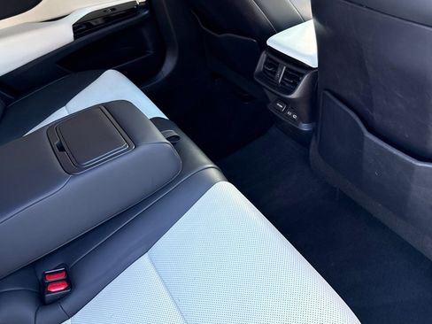 Used 2023 Lexus ES 350 F Sport w/ Accessory Package (Z1) image 29