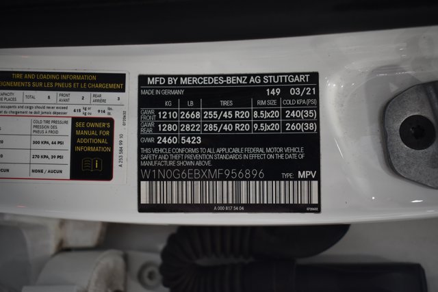 Used 2021 Mercedes-Benz GLC 43 AMG 4MATIC image 28