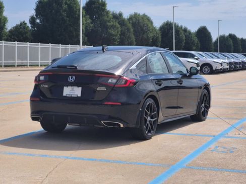 Used 2023 Honda Civic Sport Touring image 7