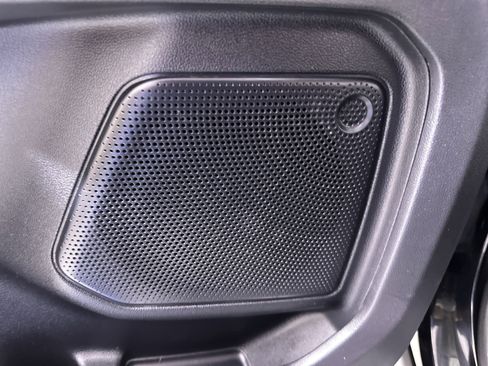 Used 2022 Ford Escape SE w/ SE Sport Appearance Package image 61