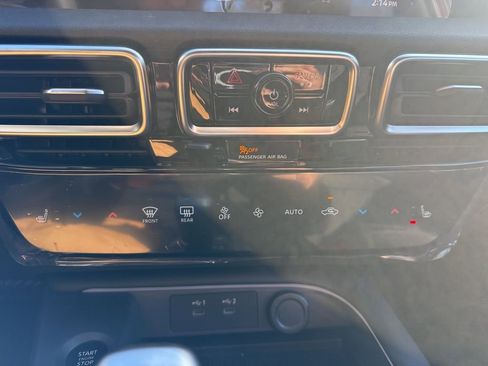 New 2026 Nissan Sentra SR w/ SR Premium Package image 24