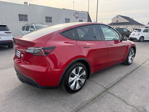 Used 2020 Tesla Model Y Long Range image 6