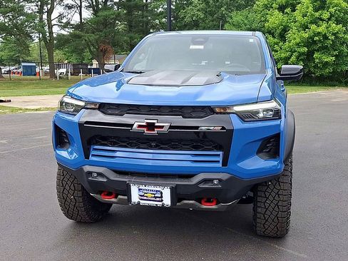 New 2026 Chevrolet Colorado ZR2 w/ Technology Package AWD/4WD image 6