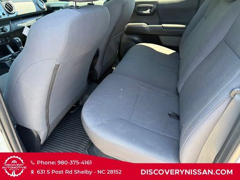 Used 2019 Toyota Tacoma TRD Sport RWD image 27