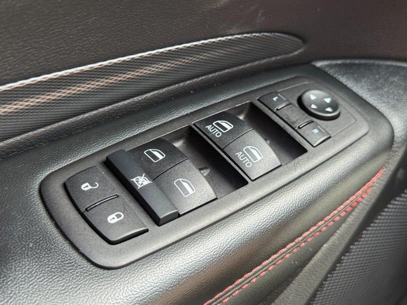 Used 2025 Dodge Durango GT AWD/4WD image 27