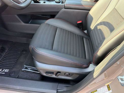 Certified 2025 Nissan Rogue SV w/ Rock Creek Premium Package AWD/4WD image 18