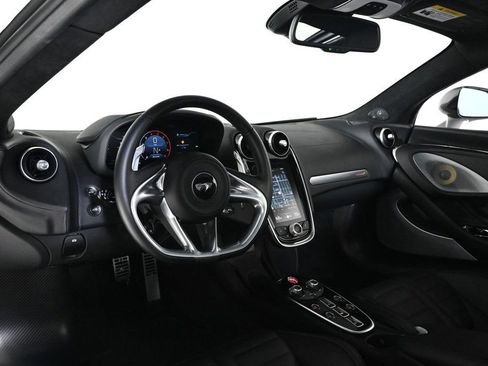 Used 2025 McLaren GTS image 9