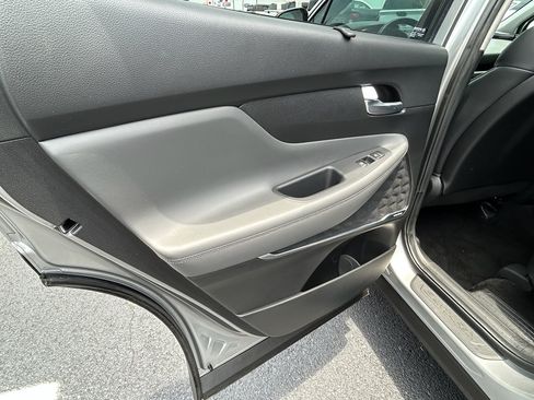 Used 2023 Hyundai Santa Fe Limited image 20
