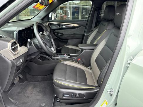 Used 2025 Chevrolet TrailBlazer ACTIV w/ Convenience Package FWD image 20