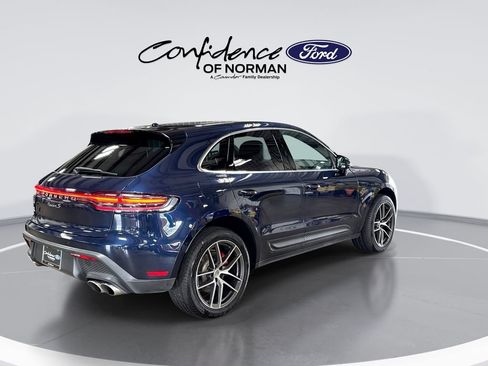 Used 2023 Porsche Macan S AWD/4WD image 9