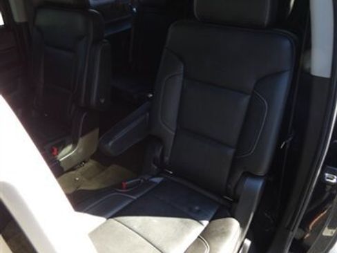 Used 2015 Chevrolet Suburban LTZ image 42