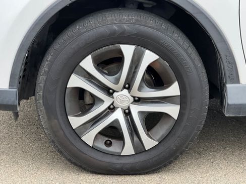 Used 2017 Toyota RAV4 LE w/ Carpet Mat Package FWD image 13