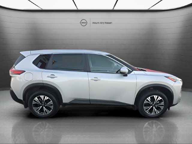 Certified 2023 Nissan Rogue SV AWD/4WD image 3