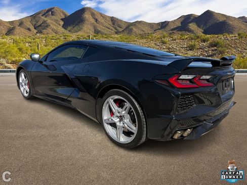 Used 2020 Chevrolet Corvette Stingray Coupe w/ Z51 Performance Package image 3