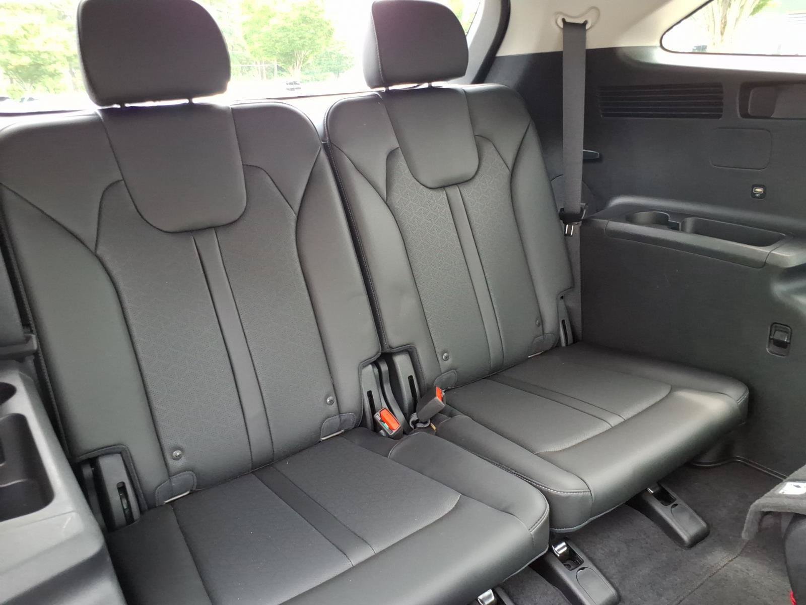 Used 2023 Kia Sorento SX AWD/4WD image 29