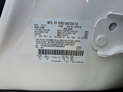 Certified 2023 Ford Explorer XLT w/ Equipment Group 202A AWD/4WD image 28