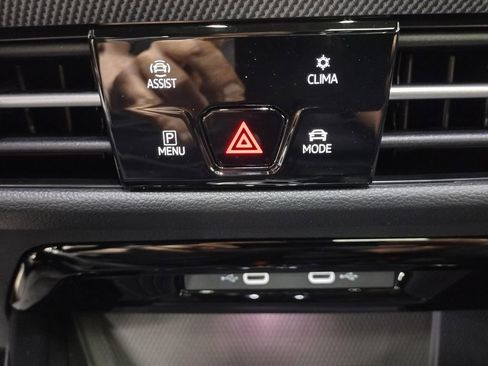 New 2026 Volkswagen Golf image 35