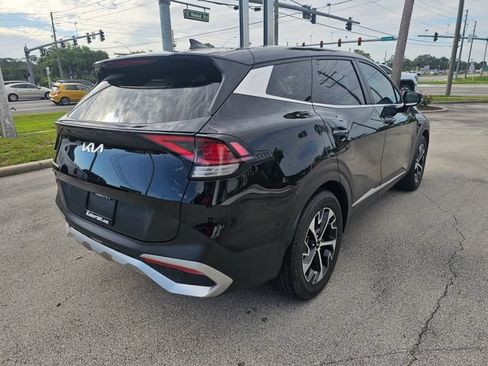 Used 2023 Kia Sportage EX FWD image 5