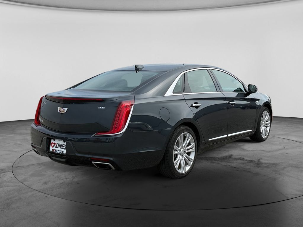 Used 2018 Cadillac XTS Luxury w/ Driver Awareness Package FWD image 9