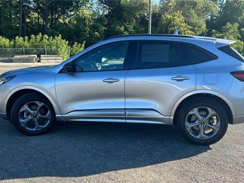 Certified 2023 Ford Escape ST-Line w/ Tech Pack #1 image 6