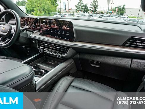 Used 2025 Chevrolet Tahoe LT AWD/4WD image 27