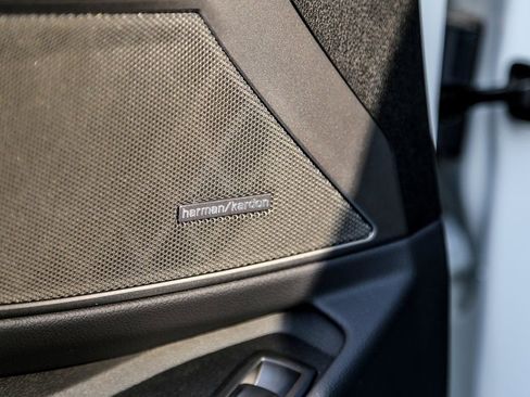 New 2026 BMW 330i xDrive Sedan w/ Premium Package image 19