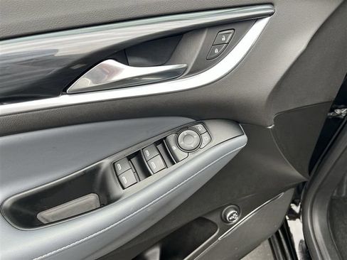 Certified 2024 Buick Enclave Essence w/ Sport Touring Edition AWD/4WD image 17