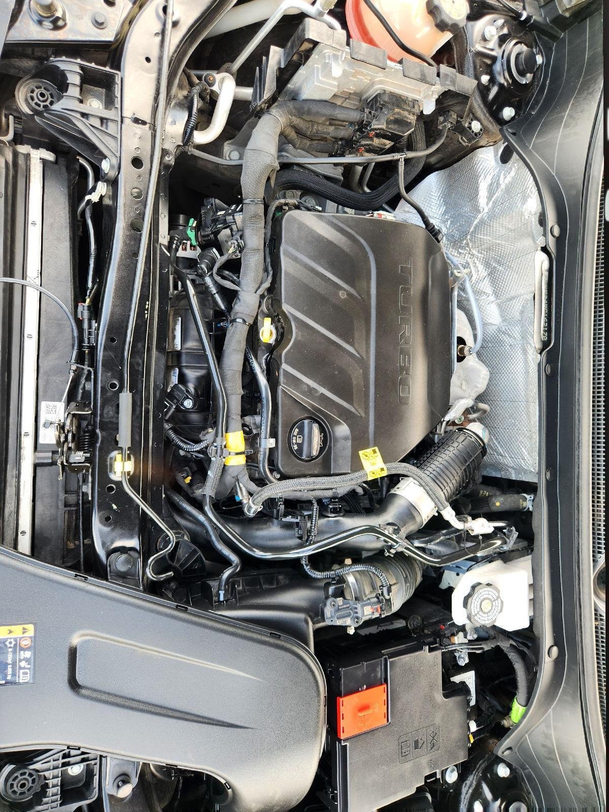 Certified 2024 Chevrolet Trax ACTIV w/ Driver Confidence Package FWD image 32