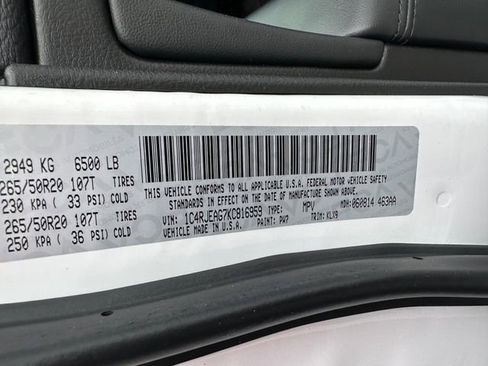 Used 2019 Jeep Grand Cherokee Altitude image 39